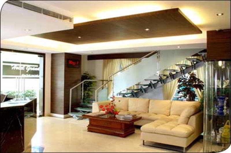 Octave Hotel - Double Road Bangalore Buitenkant foto