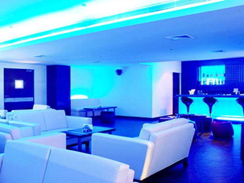 Octave Hotel - Double Road Bangalore Buitenkant foto